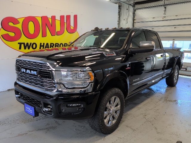 2022 RAM 3500 Pickup Limited