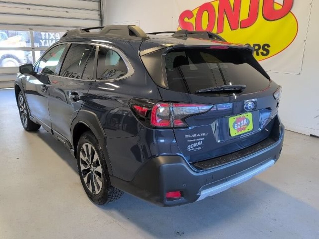 Used 2024 Subaru Outback Limited SUV