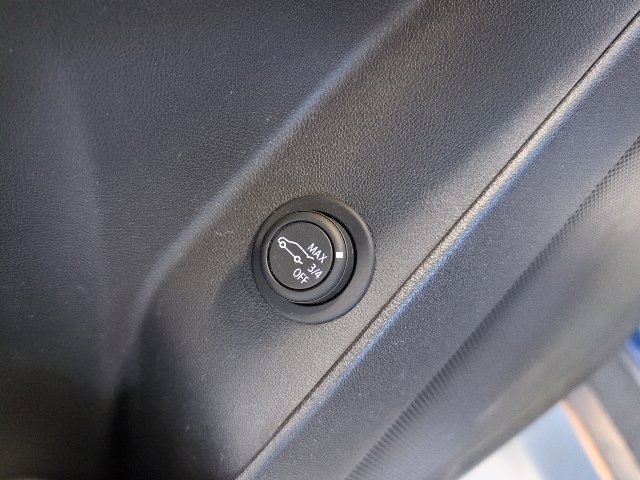 2021 Chevrolet Equinox LT - Photo 17