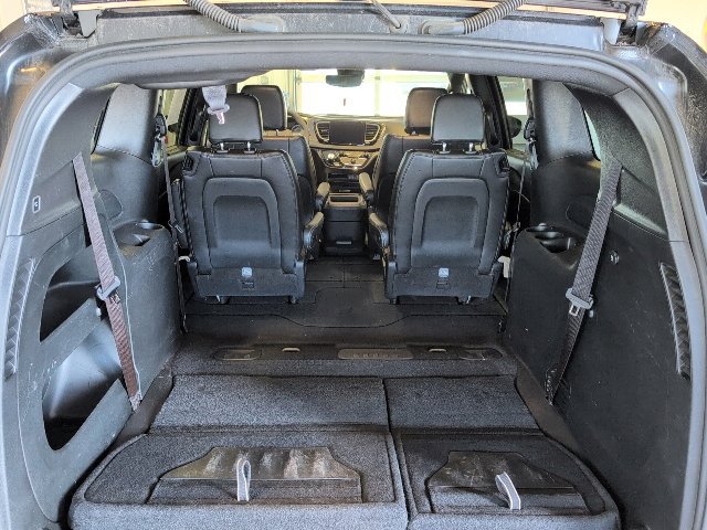 2025 Chrysler Pacifica Select - Photo 35