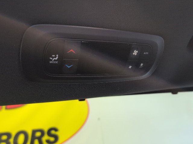 2025 Chrysler Pacifica Select - Photo 30