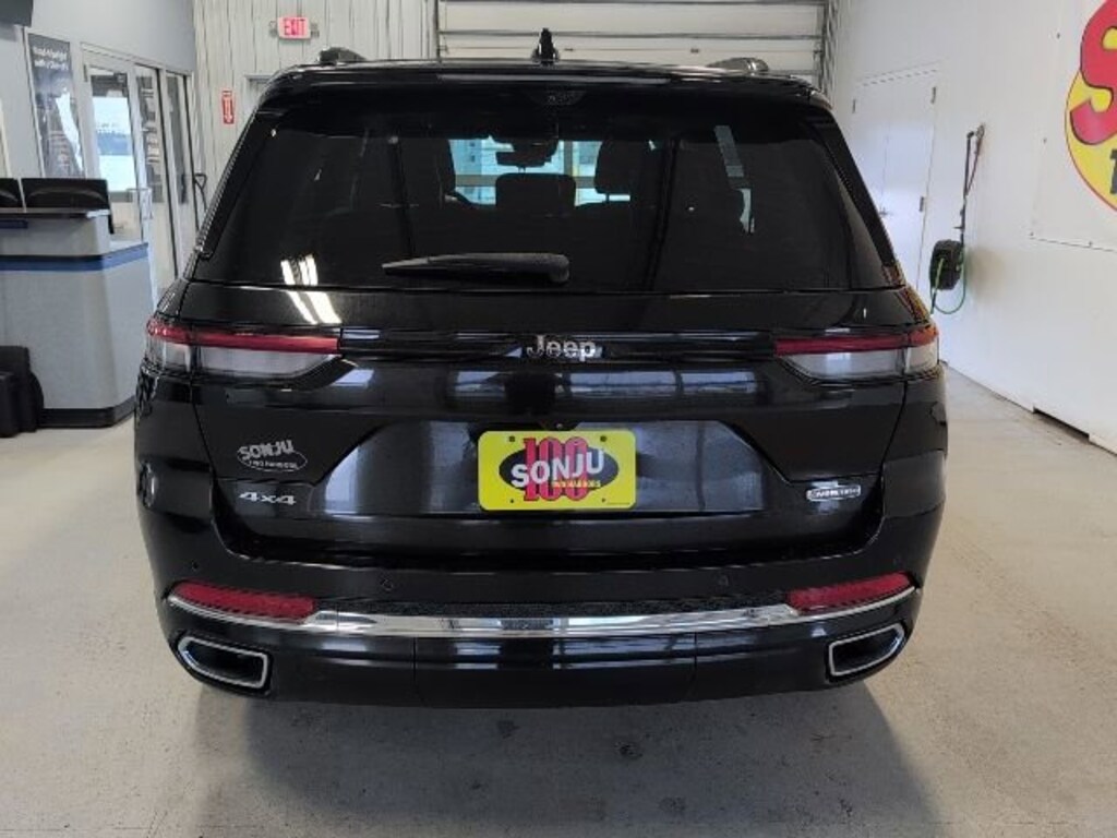 Used 2022 Jeep Grand Cherokee Overland SUV