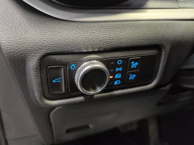 2023 Ford Explorer XLT - Photo 15