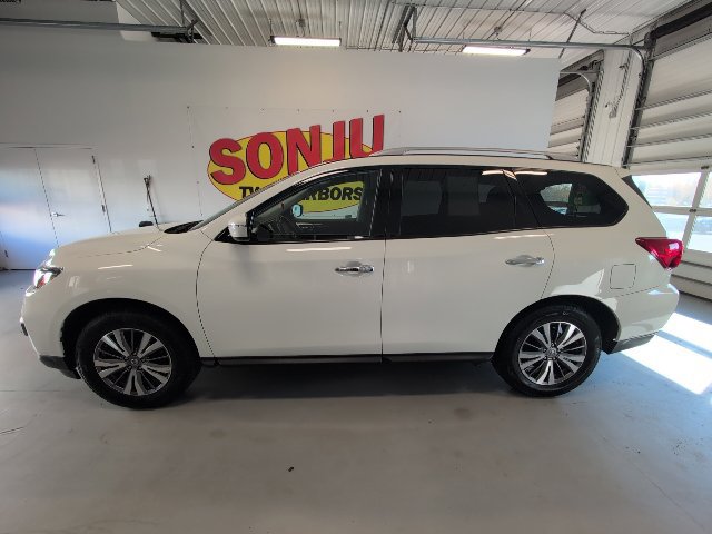 Used 2019 Nissan Pathfinder SV SUV