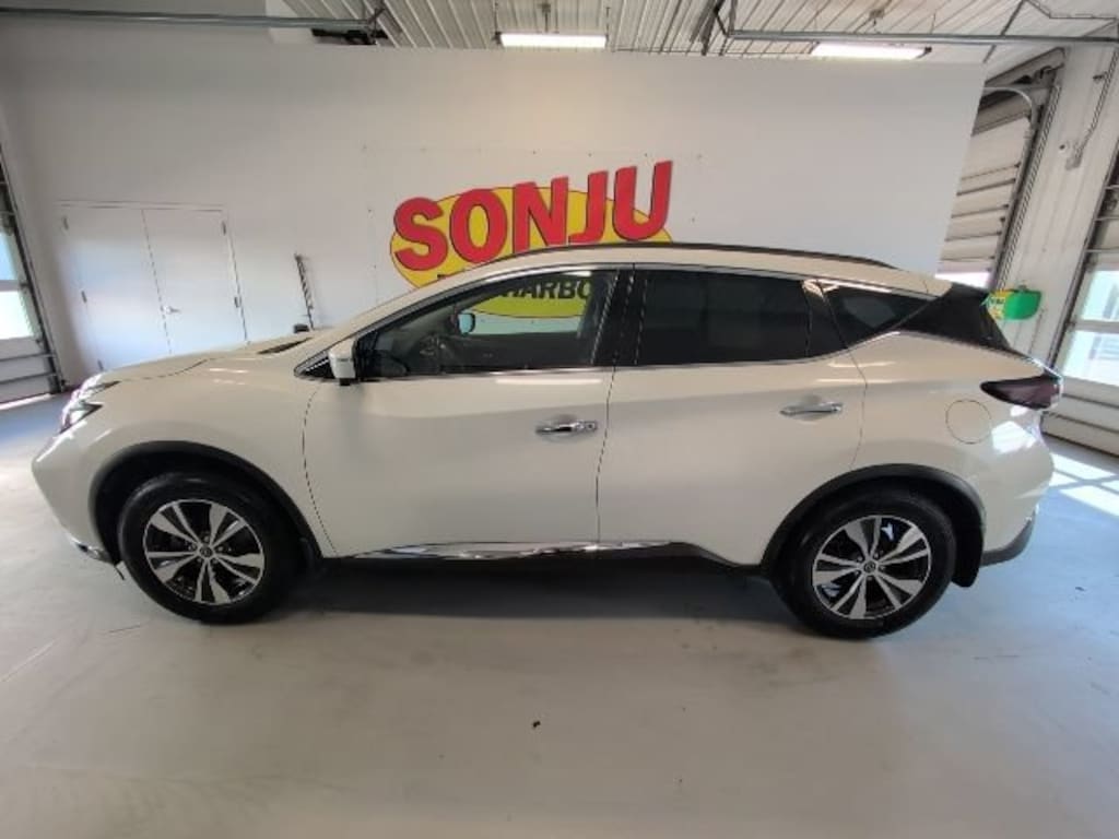 Used 2024 Nissan Murano SV SUV