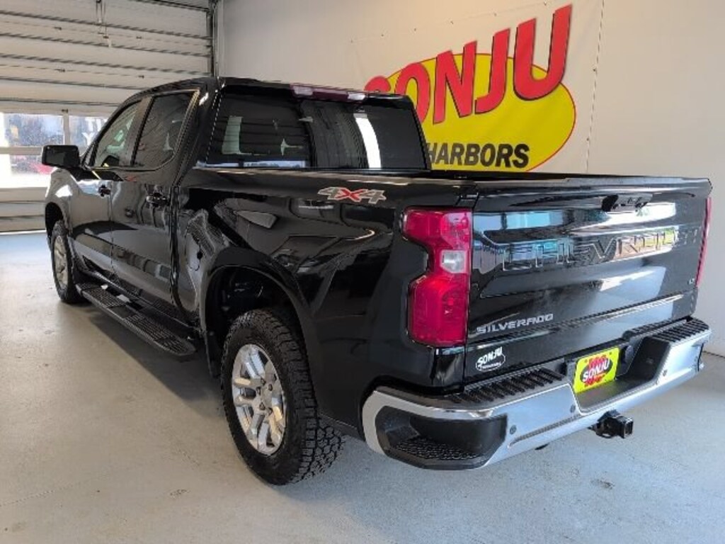 Used 2022 Chevrolet Silverado 1500 LT Truck Crew Cab