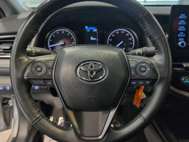 2024 Toyota Camry SE - Photo 17