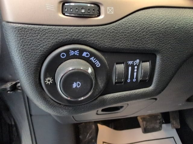 2015 Jeep Cherokee Limited - Photo 16
