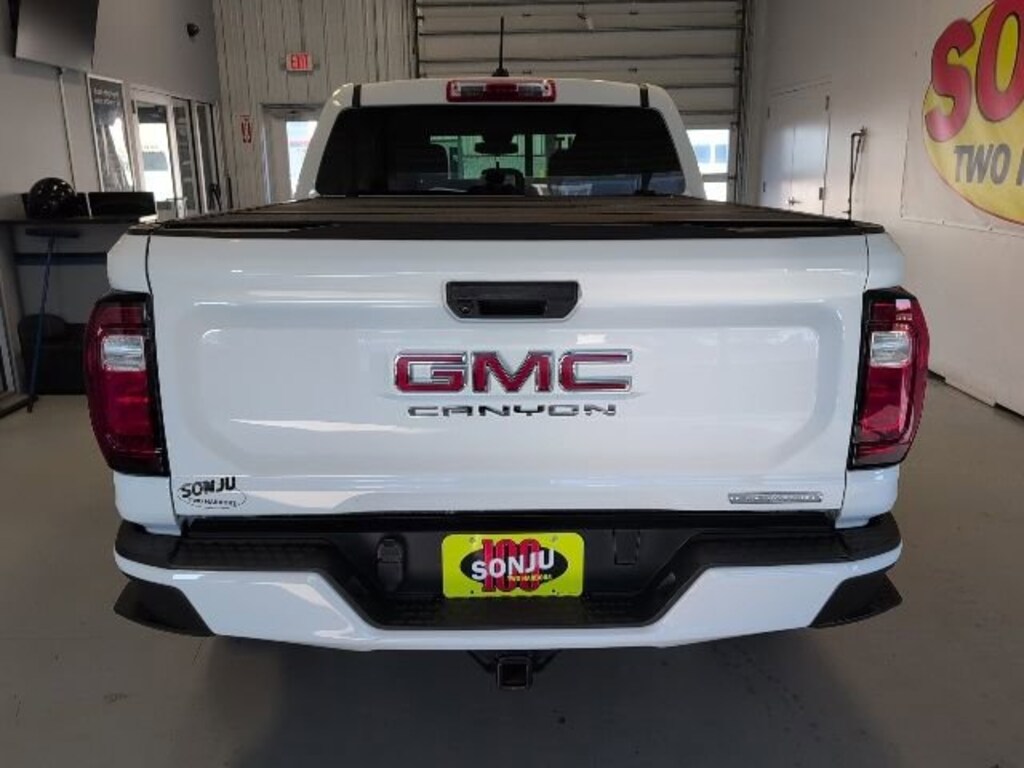 Used 2023 GMC Canyon Elevation Truck Crew Cab