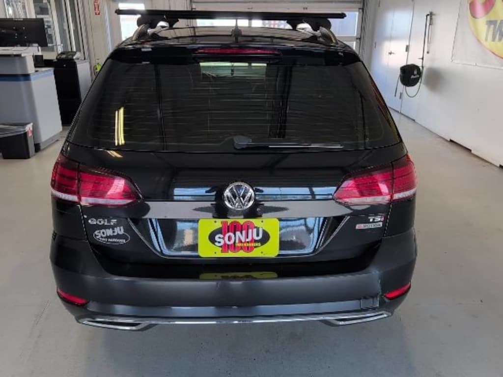 Used 2018 Volkswagen Golf Sportwagen TSI S Wagon