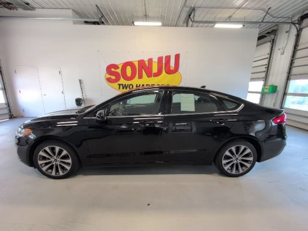 Used 2020 Ford Fusion SE Sedan