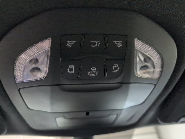 2025 Chrysler Pacifica Select - Photo 29