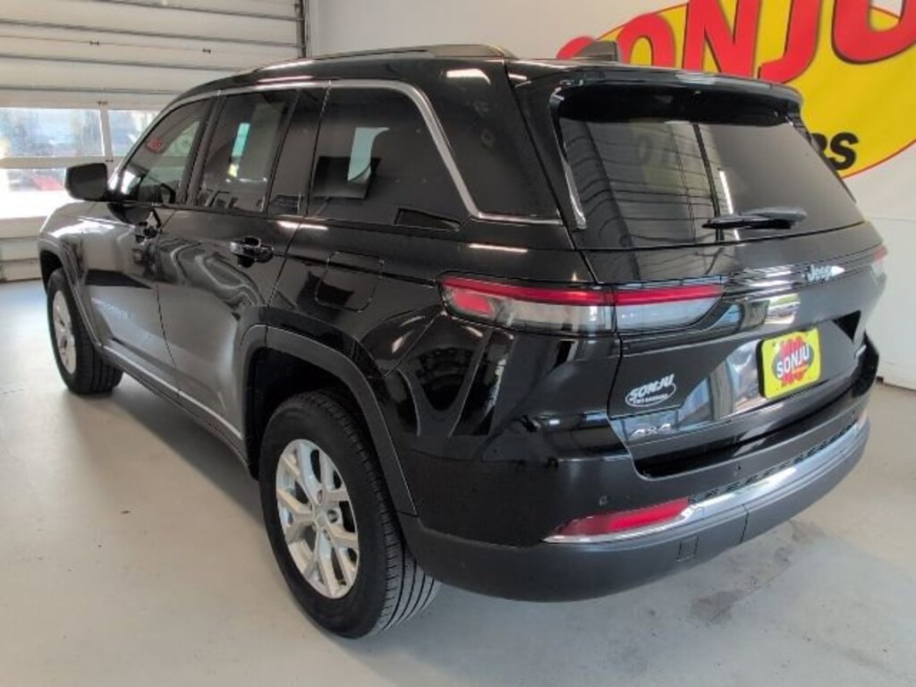 Used 2023 Jeep Grand Cherokee Limited SUV