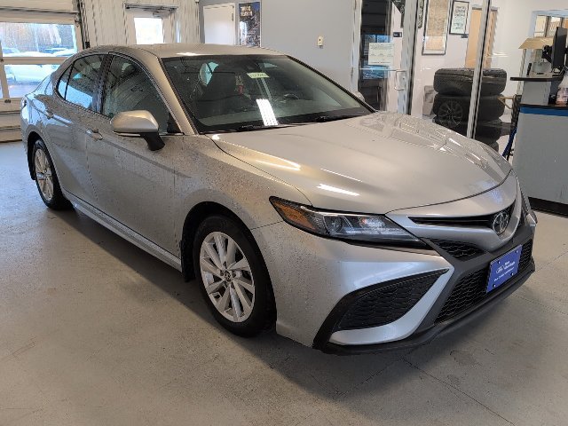 2024 Toyota Camry SE - Photo 7