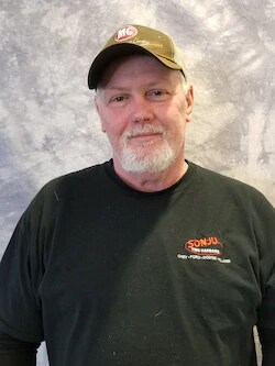 Staff member Robert Best from 8a2f104bb169