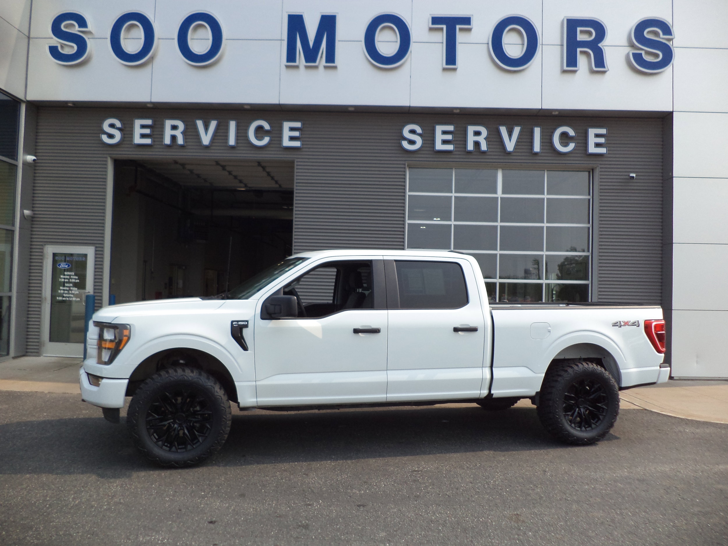 2023 Ford F-150 XLT CC 4X4