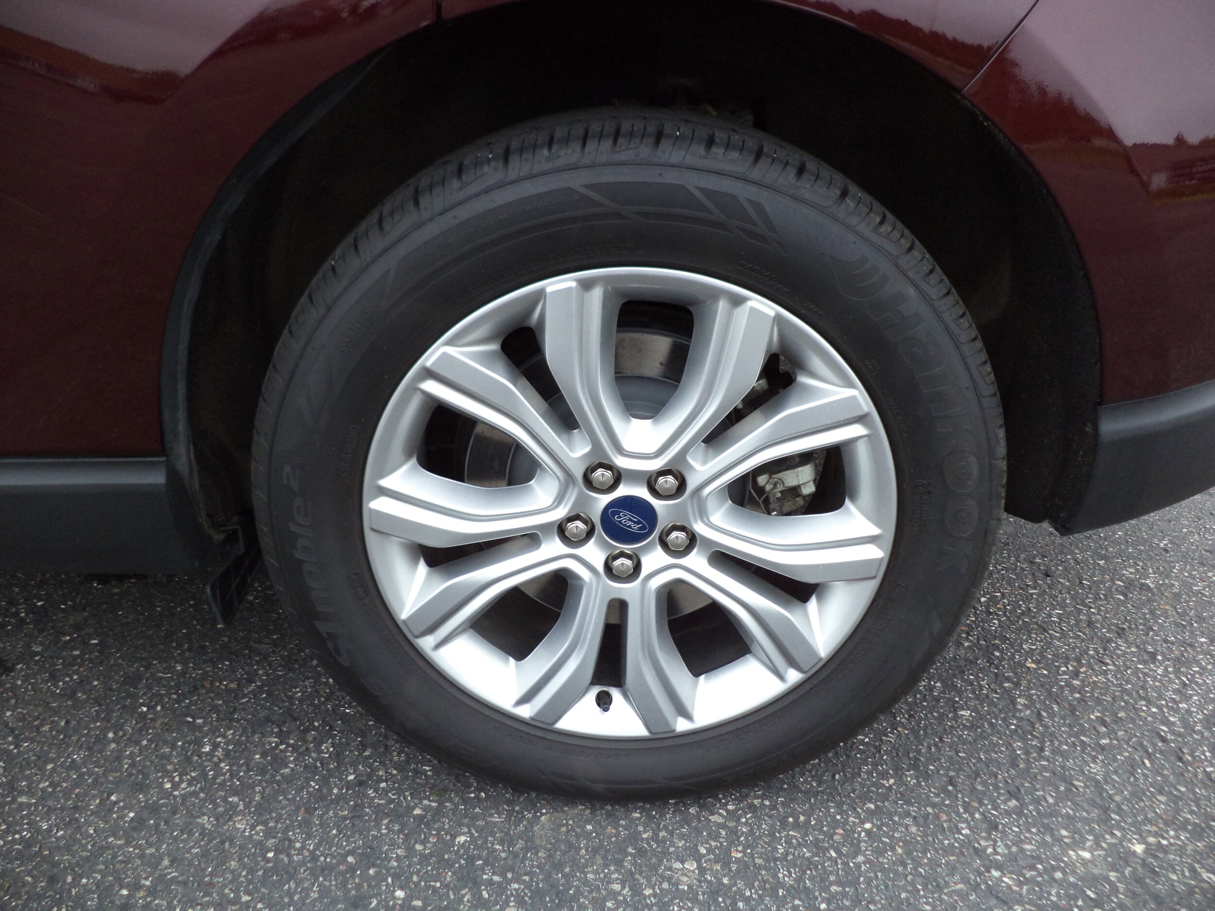 2022 Ford Edge Titanium photo 4