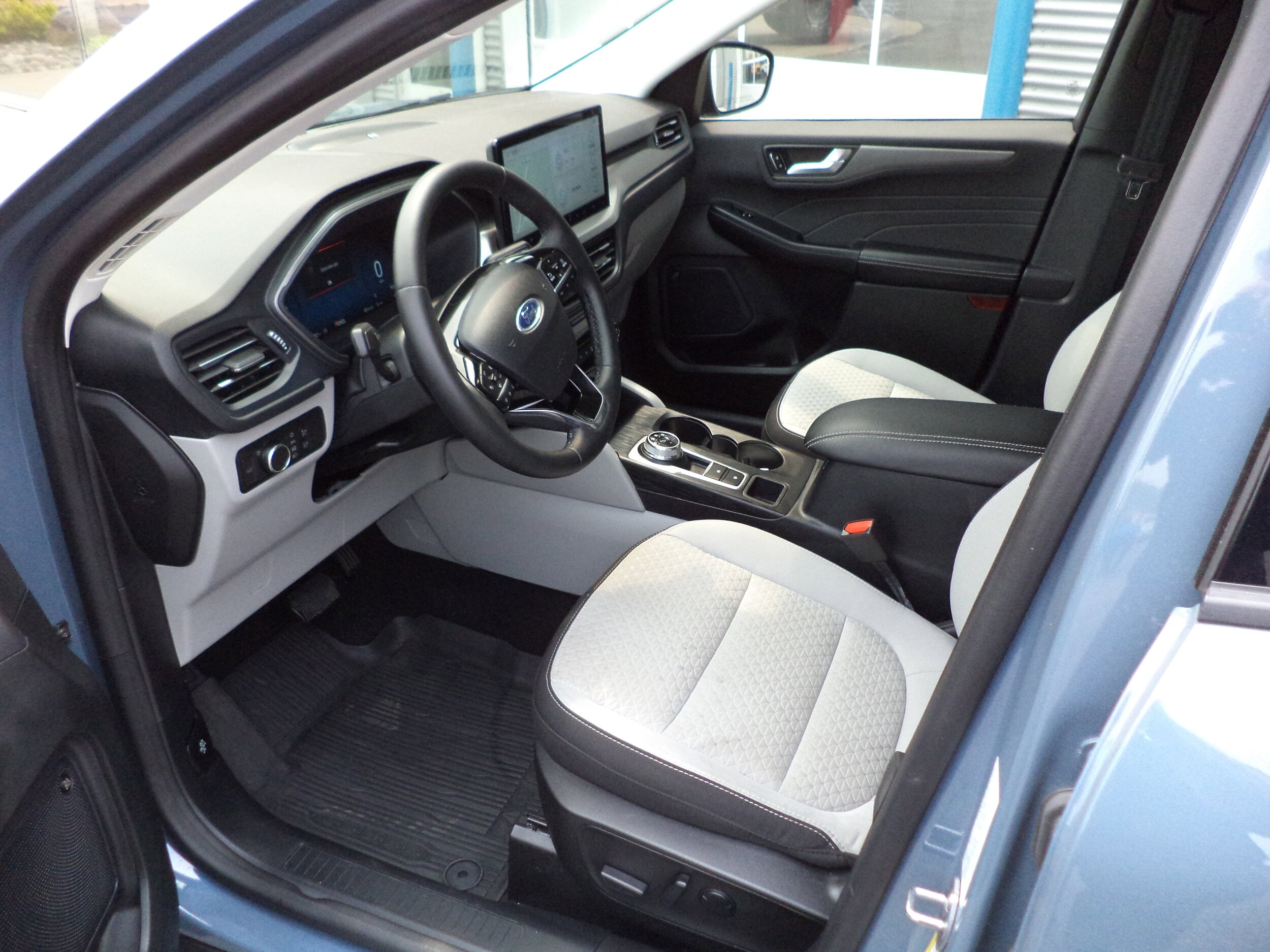 2023 Ford Escape Active photo 2