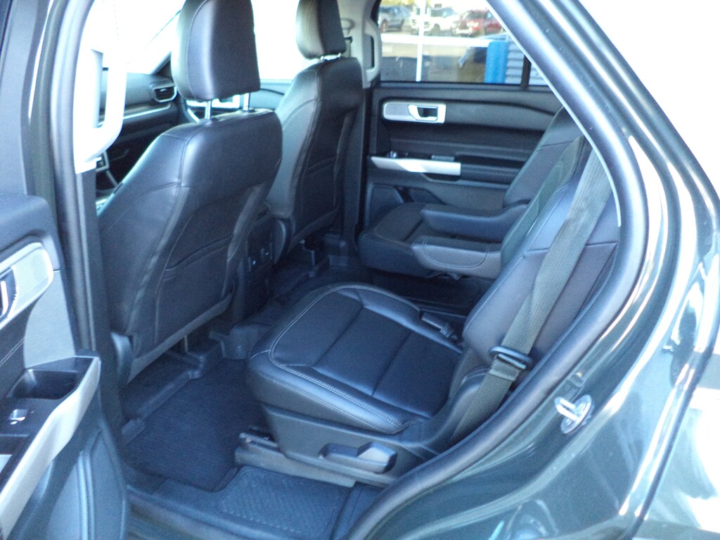 Used 2023 Ford Explorer XLT 202A 4WD SUV