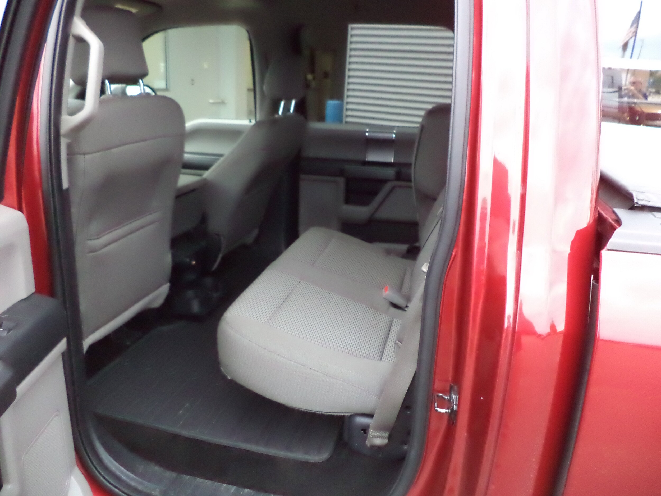 2015 Ford F-150 XLT photo 3