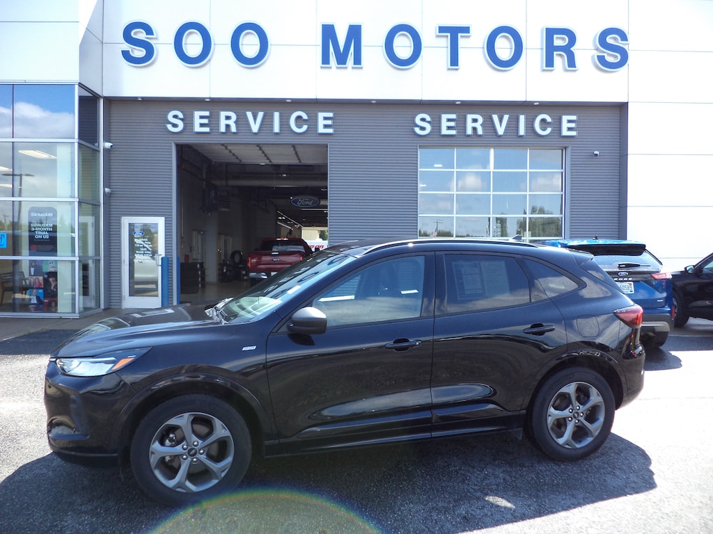 Used 2024 Ford Escape ST-Line AWD SUV