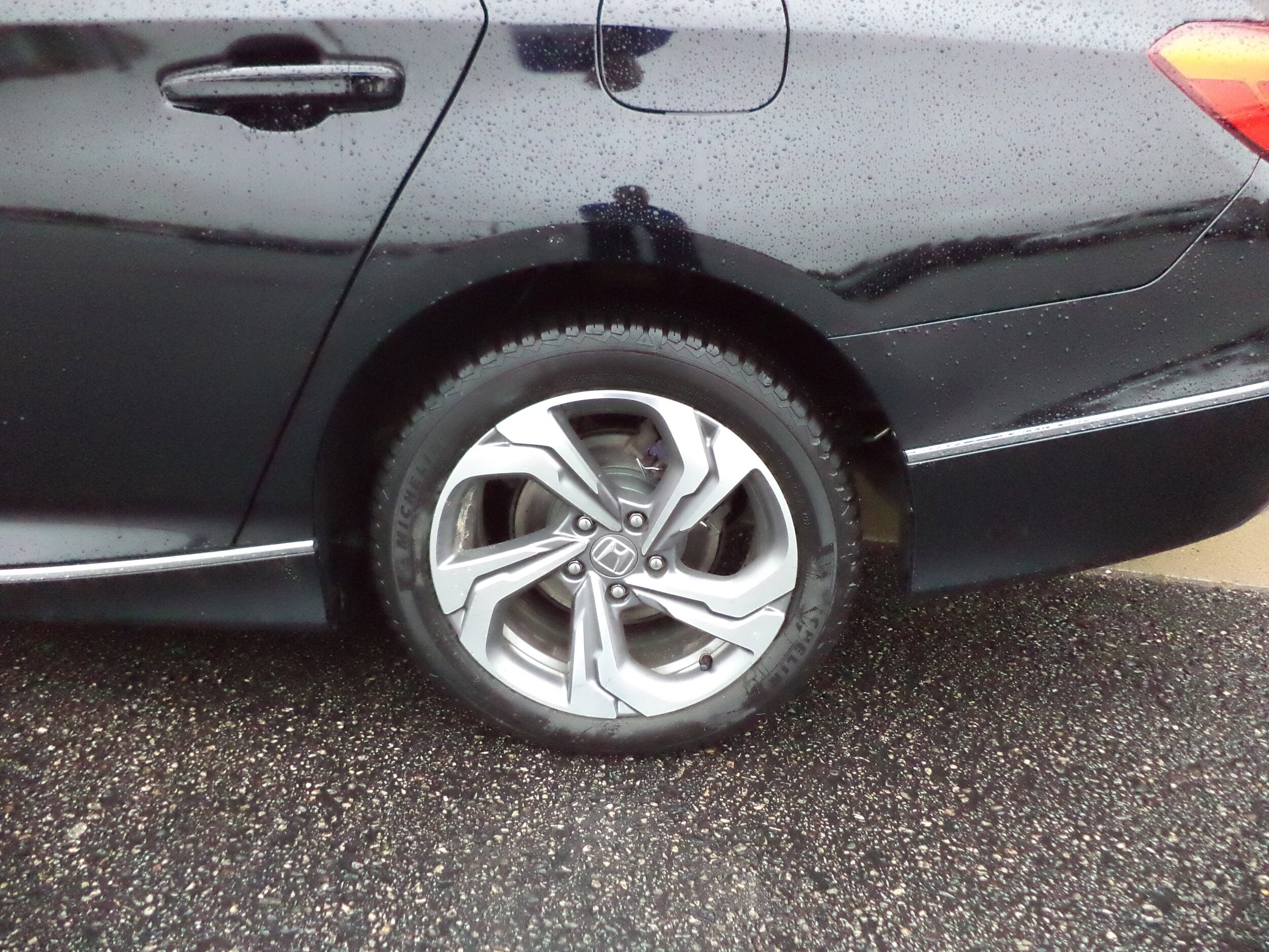 2020 Honda Accord EX-L photo 4