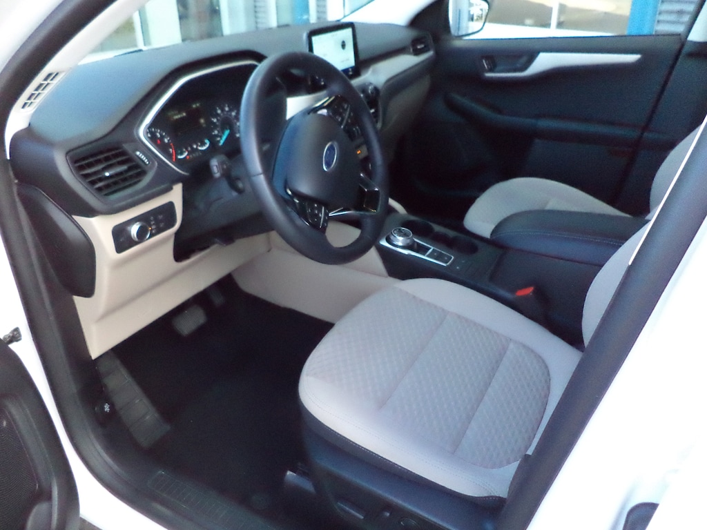 Used 2022 Ford Escape SE AWD SUV