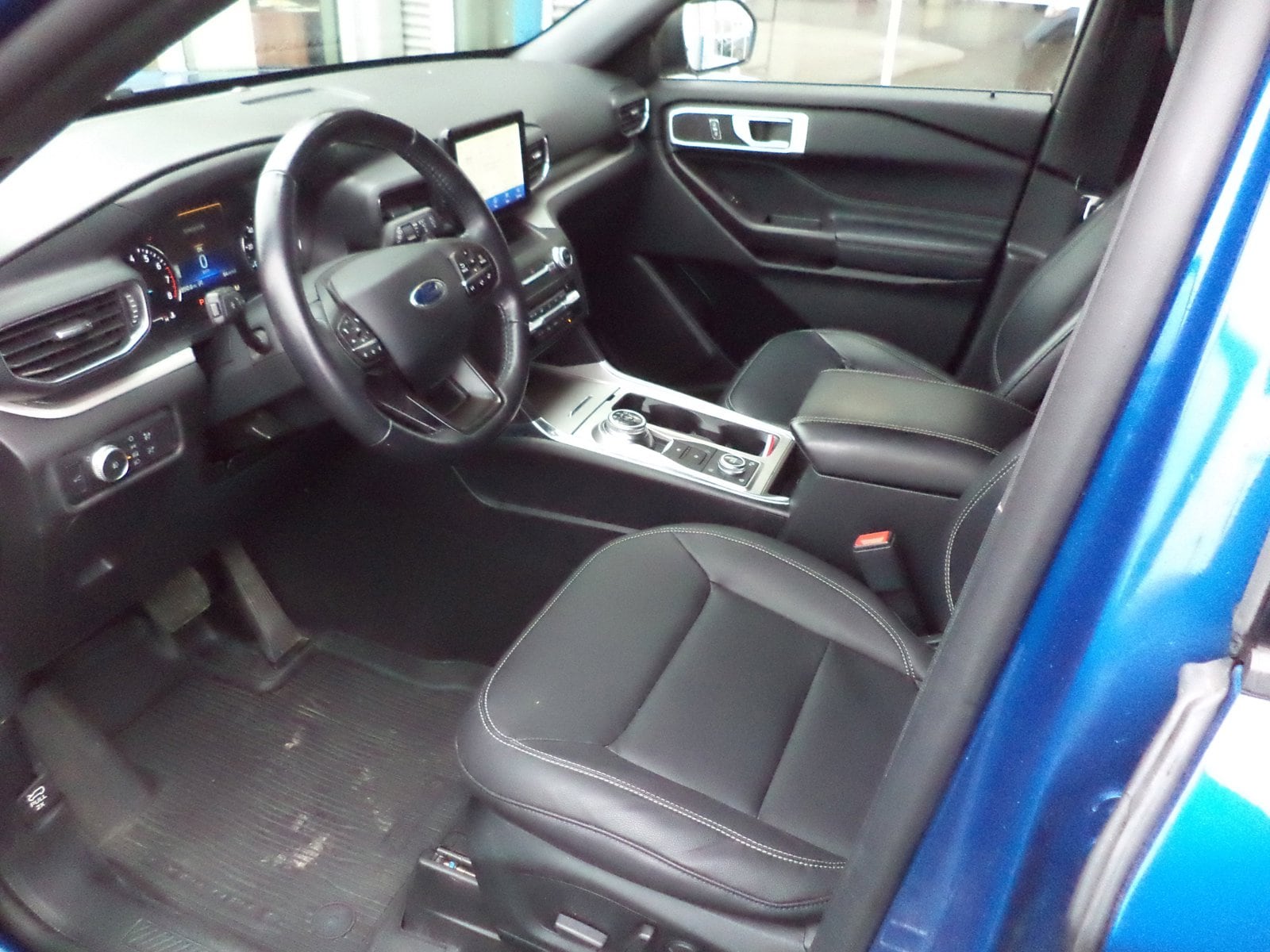 Used 2020 Ford Explorer XLT with VIN 1FMSK8DH7LGA37264 for sale in Sault Sainte Marie, MI