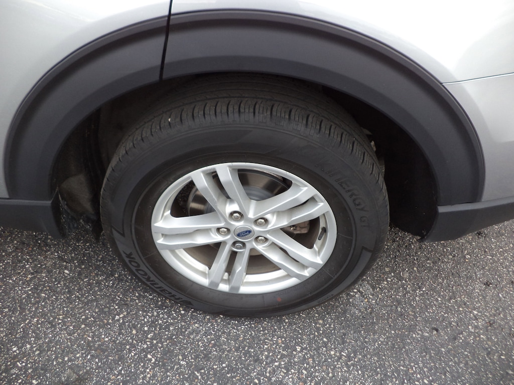 Used 2022 Ford Explorer XLT 202A 4WD SUV