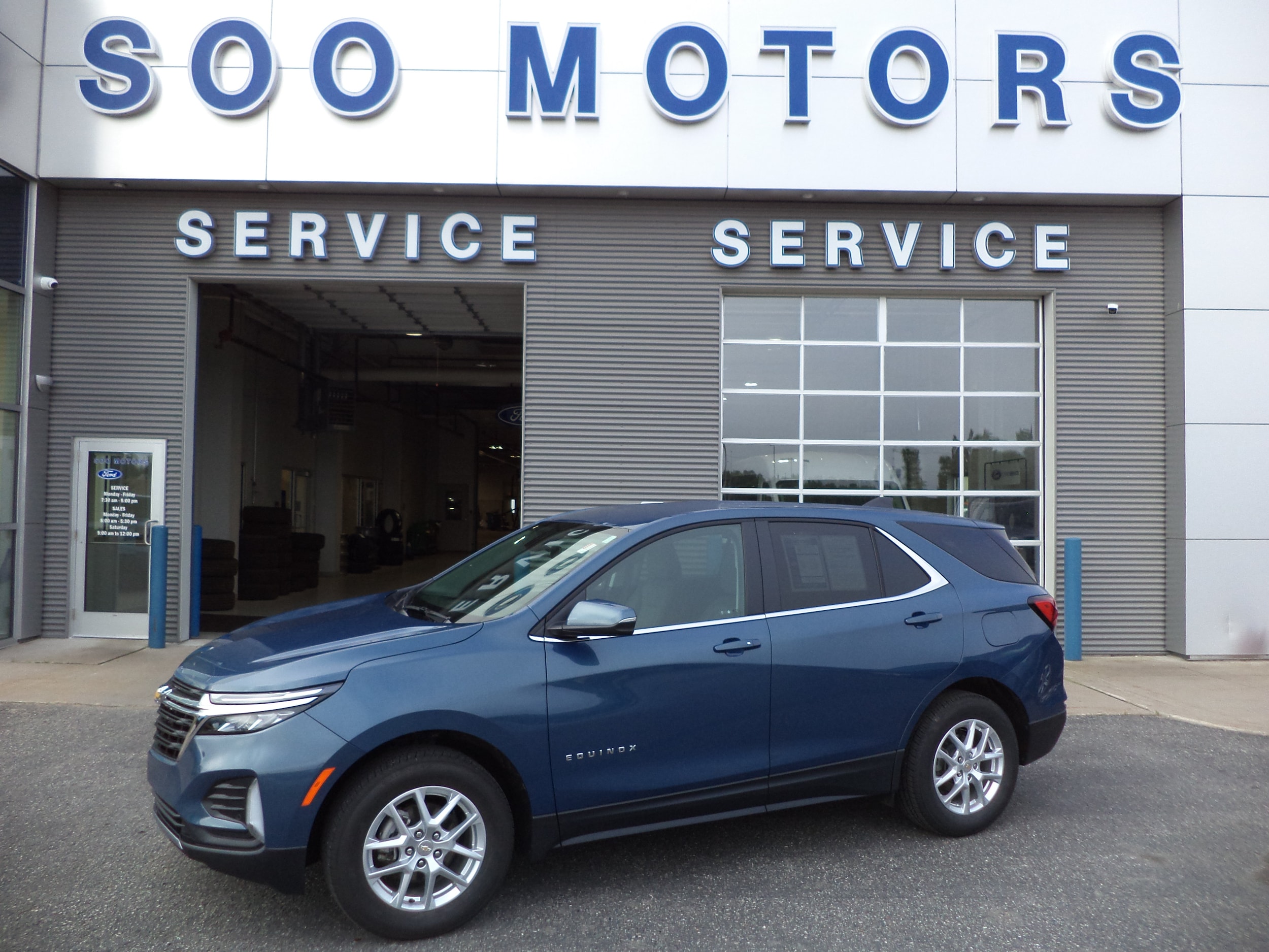2024 Chevrolet Equinox LT