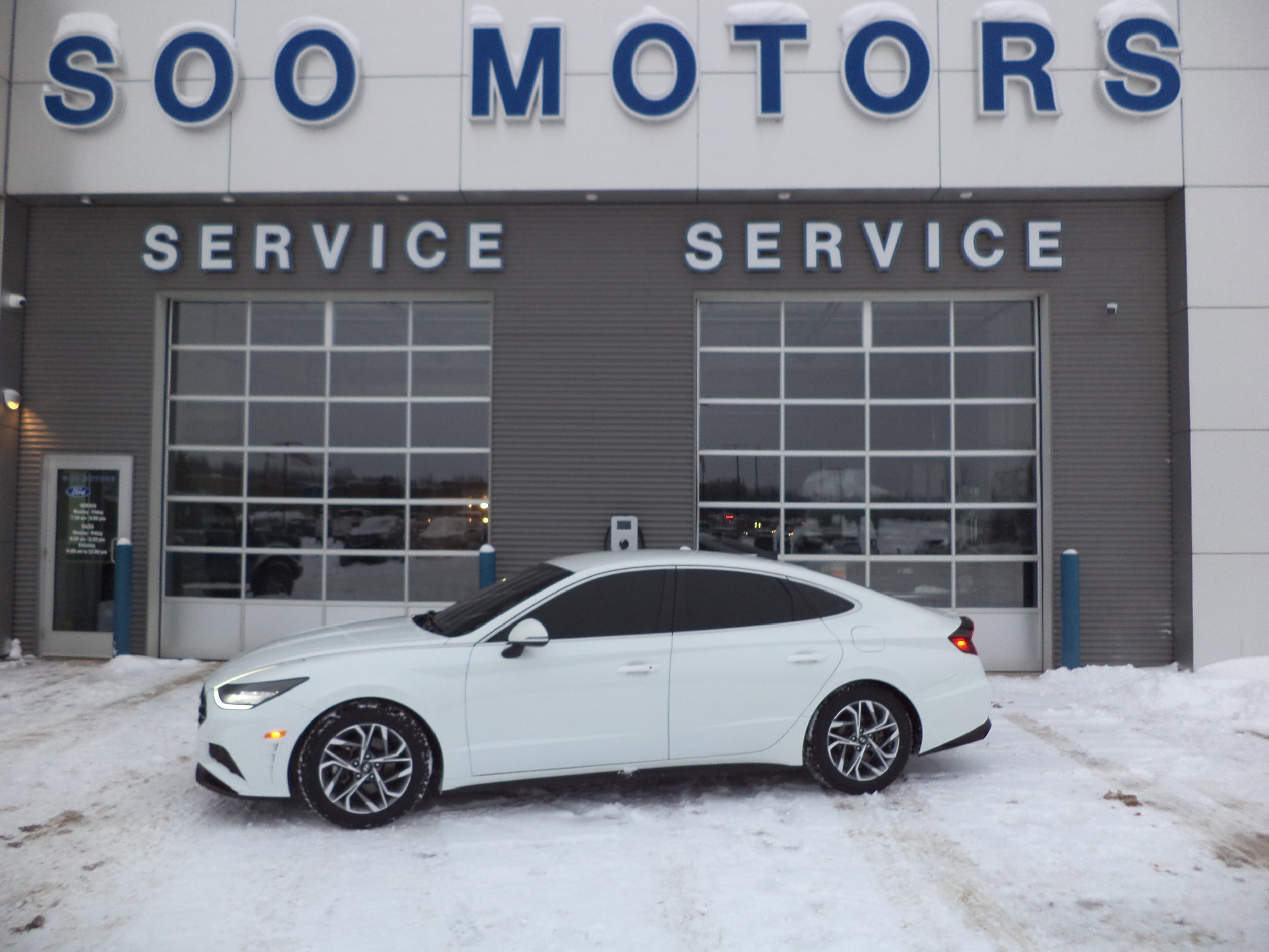 2021 Hyundai Sonata SEL's photo