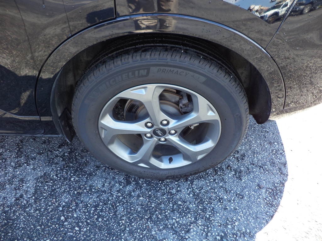 Used 2024 Ford Escape ST-Line AWD SUV