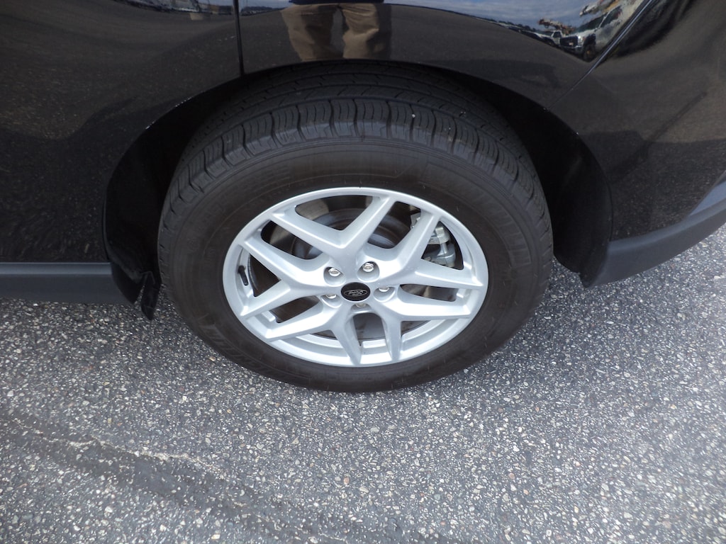 Used 2024 Ford Edge SEL 201A AWD SUV
