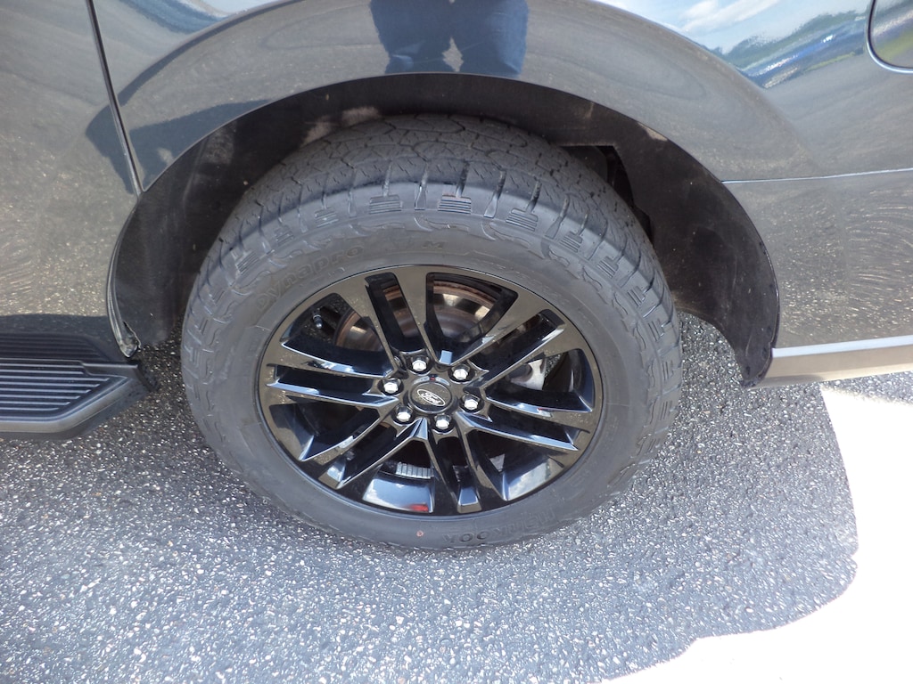 Used 2024 Ford Expedition Max XLT 202A 4X4 SUV