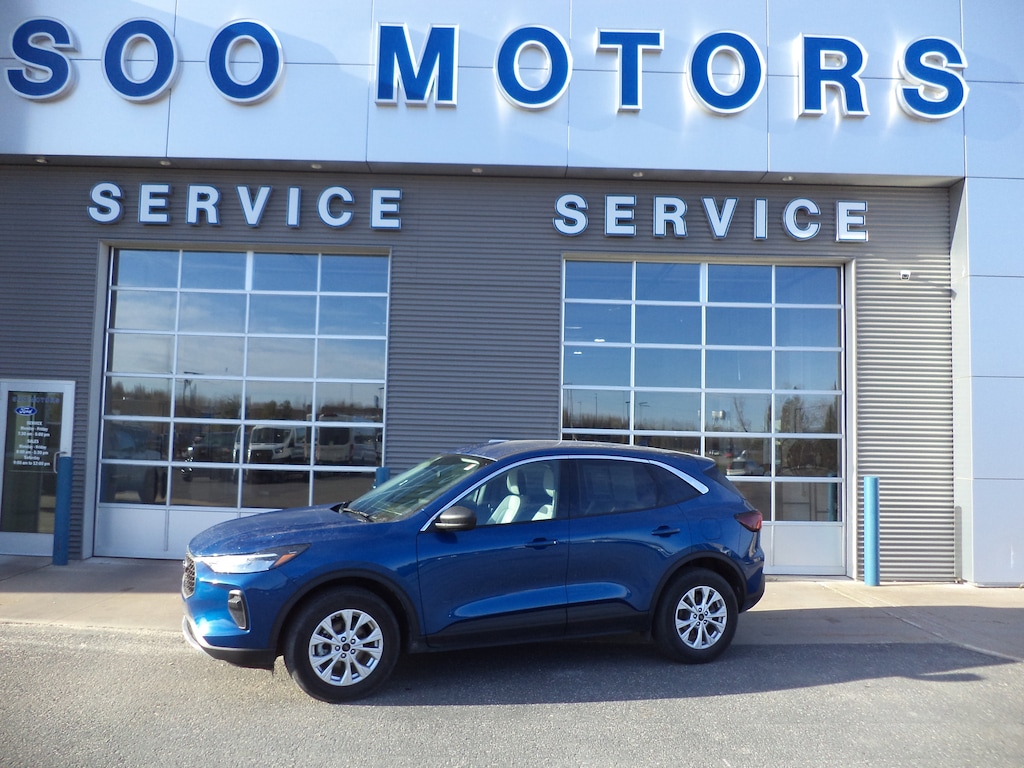 Used 2023 Ford Escape Active AWD SUV