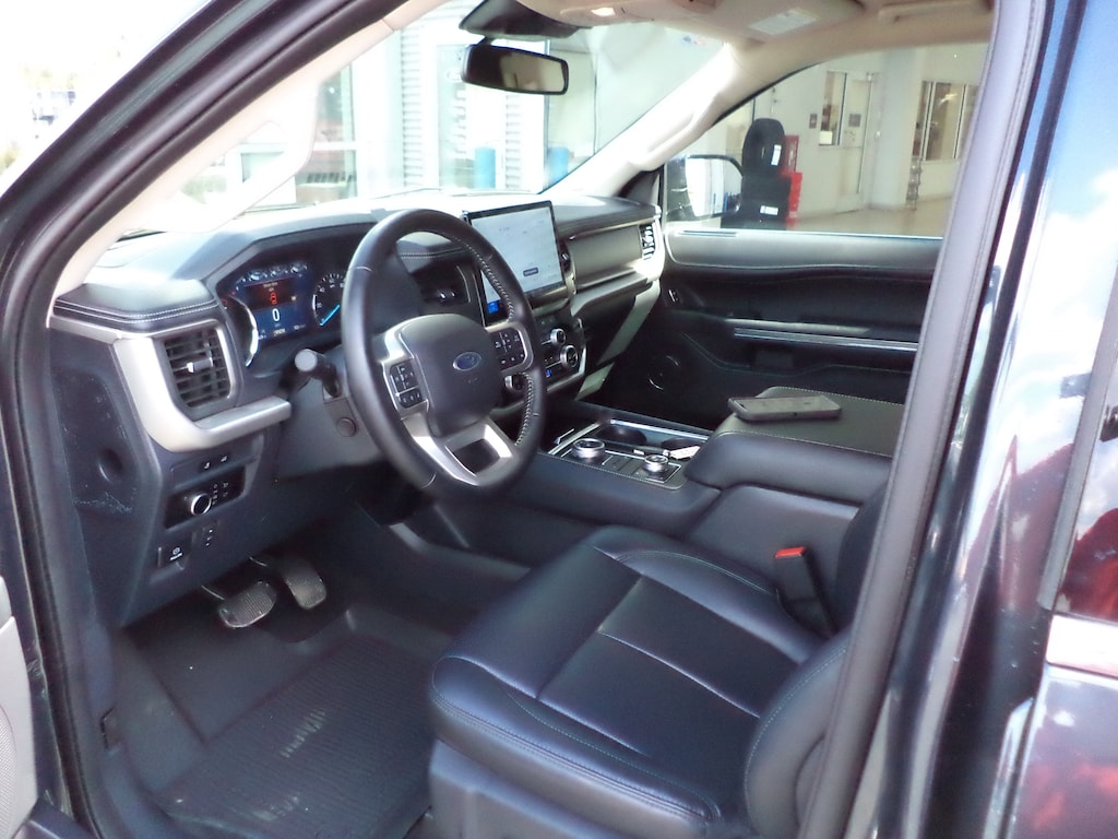 Used 2024 Ford Expedition Max XLT 202A 4X4 SUV