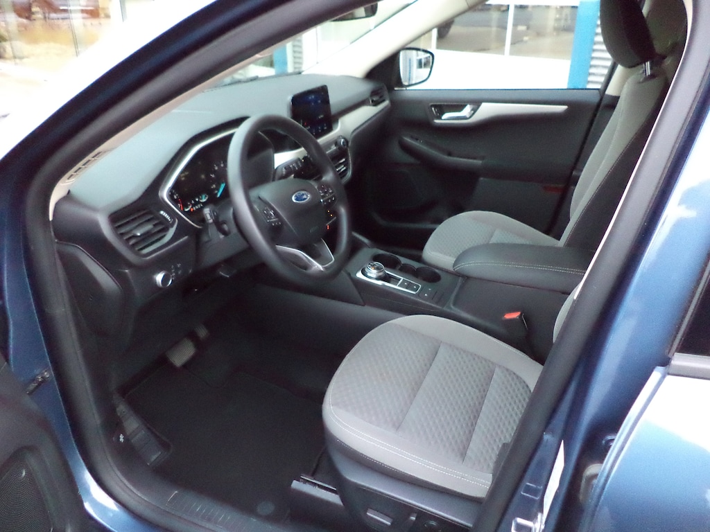 Used 2020 Ford Escape SE 200A AWD SUV