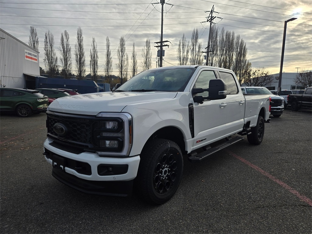 New 2025 Ford F-350SD Lariat Truck