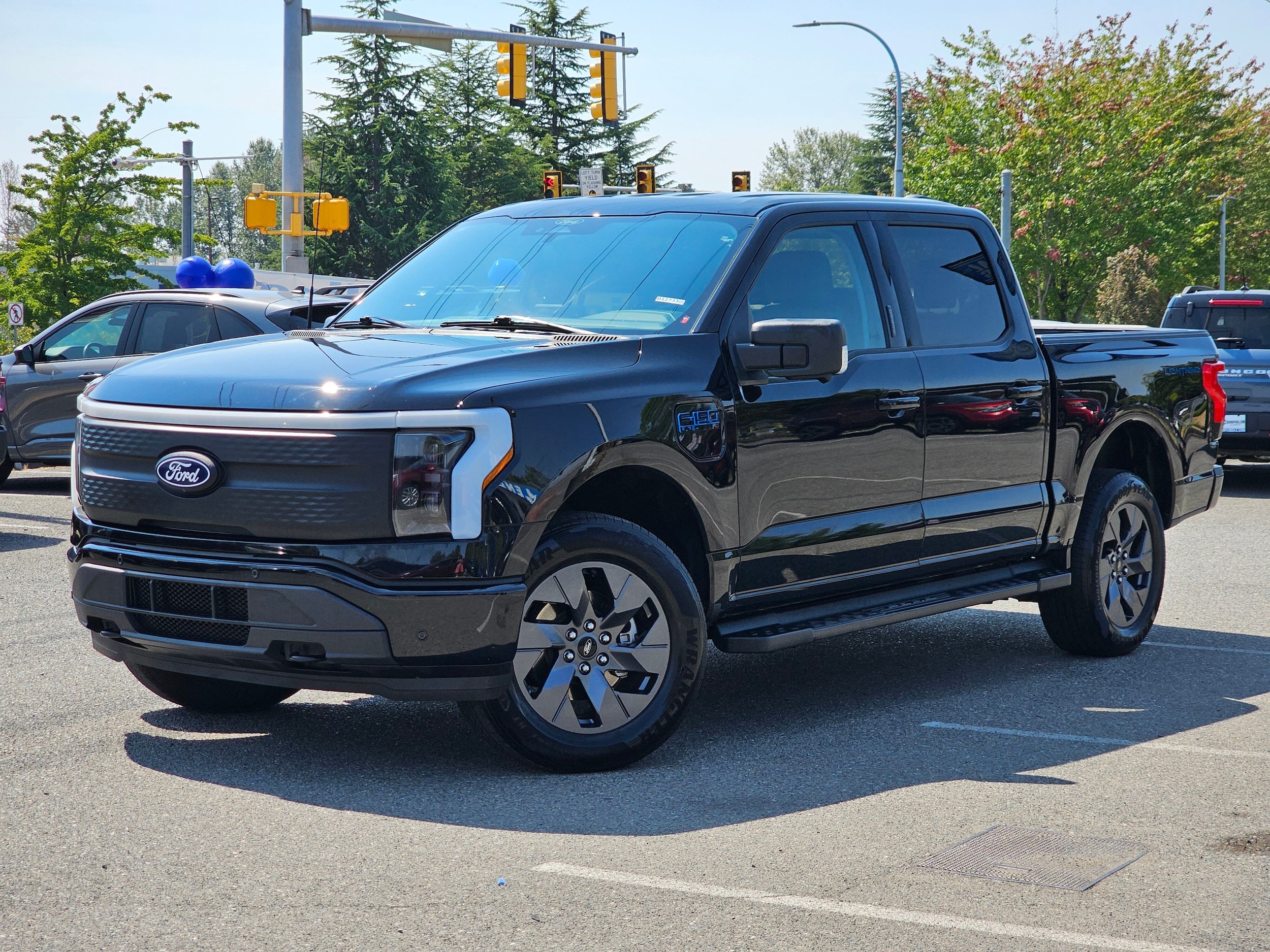 2024 Ford F-150 Lightning PU 