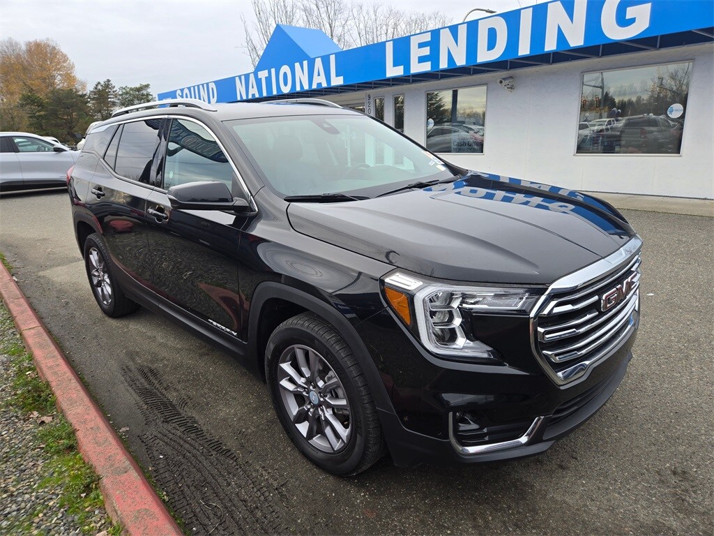Used 2024 GMC Terrain SLT SUV