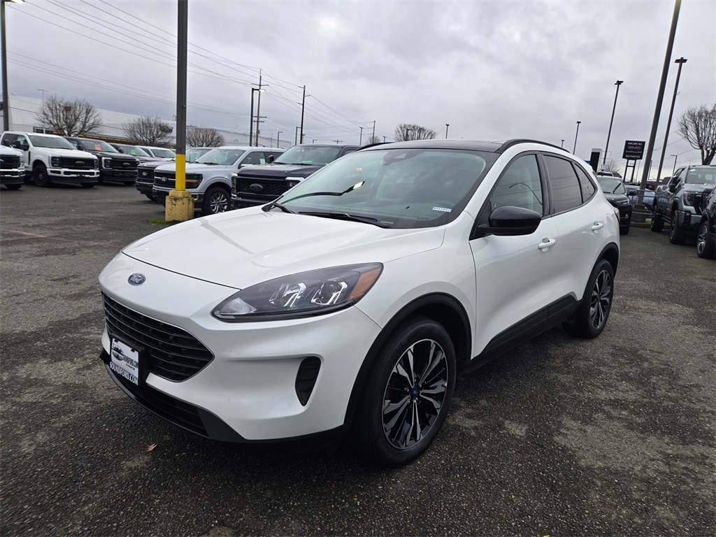 Used 2022 Ford Escape SE SUV