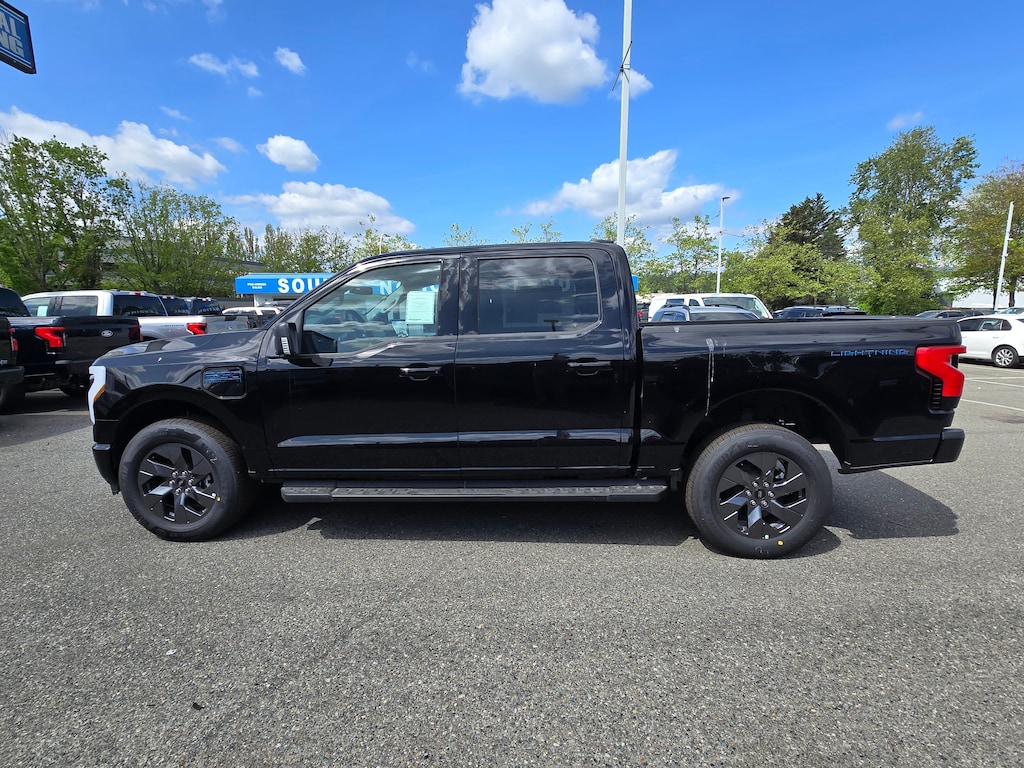New 2025 Ford F-150 Lightning Flash PU