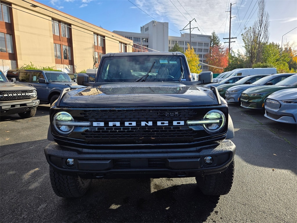 New 2025 Ford Bronco Outer Banks SUV