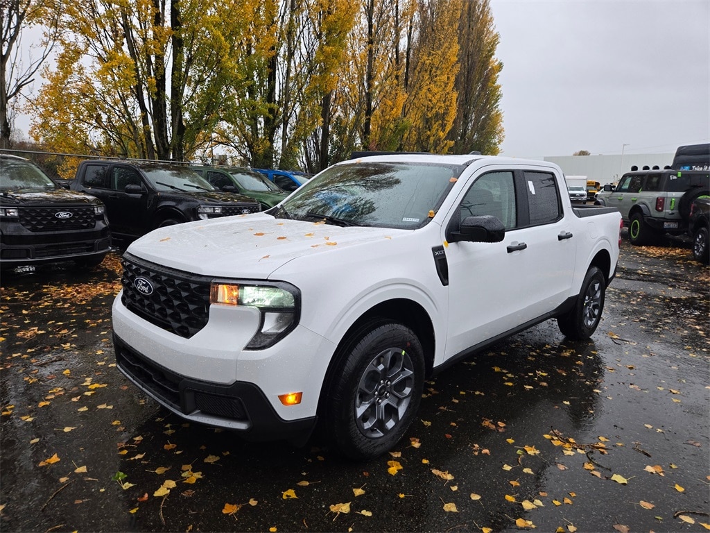 2025 Ford Maverick XLT's photo