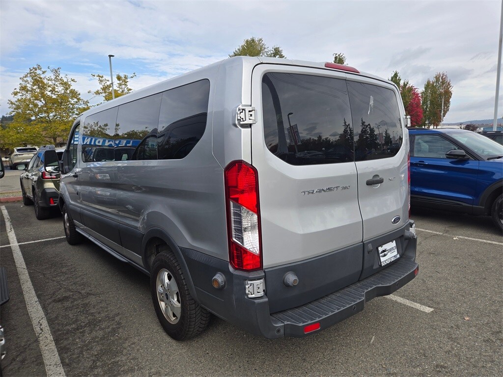 2017 Ford Transit photo 4