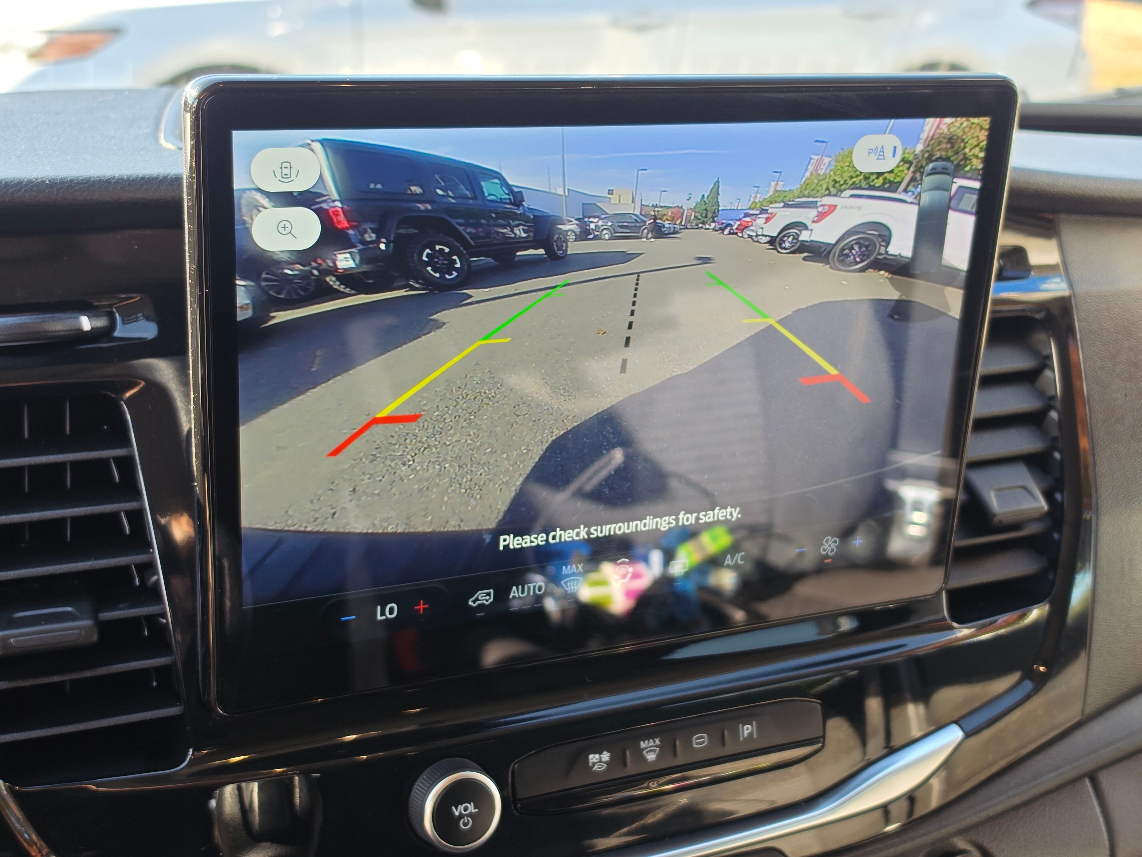 2024 Ford Transit Passenger Van XLT - Photo 26