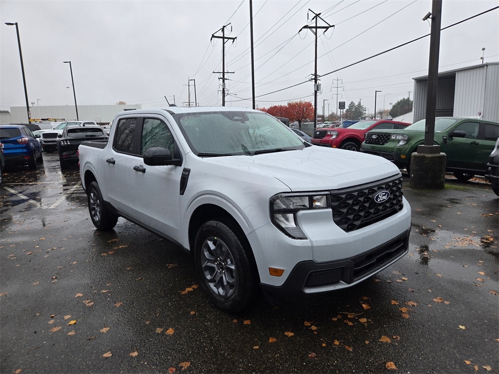 New 2025 Ford Maverick XLT Truck