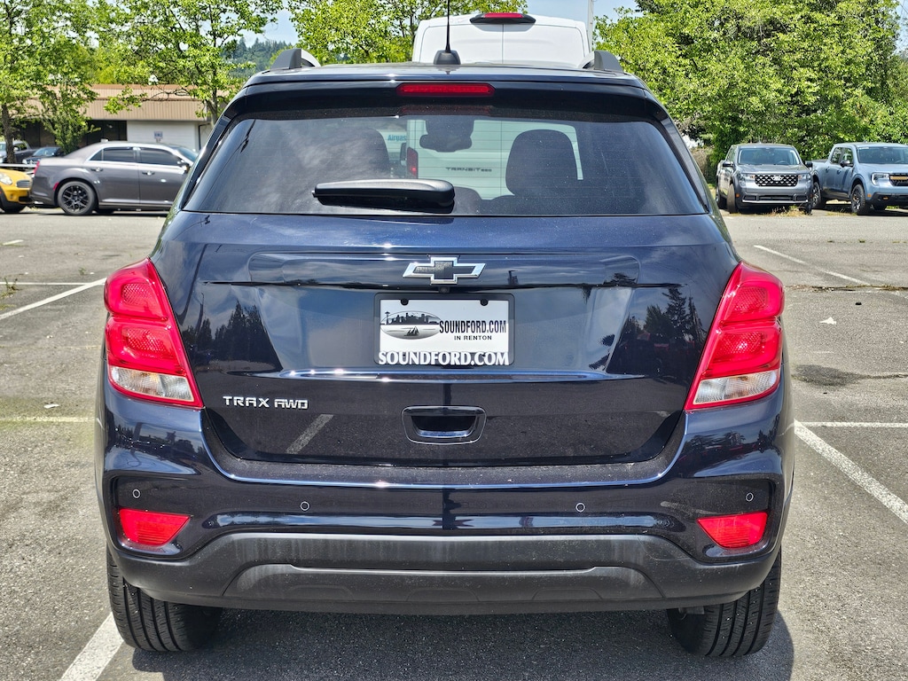 Used 2021 Chevrolet Trax LT UV