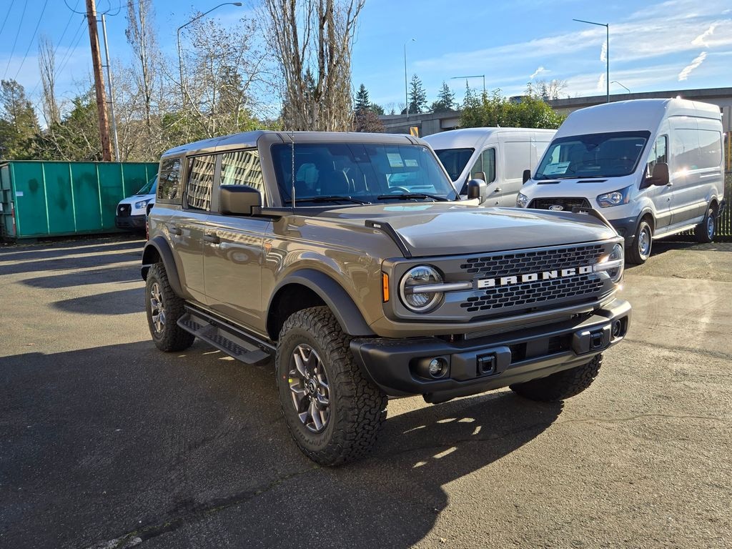 New 2025 Ford Bronco Badlands SUV