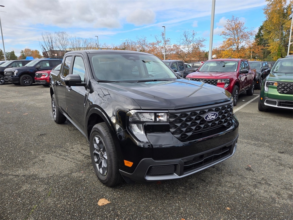 New 2025 Ford Maverick XLT Truck